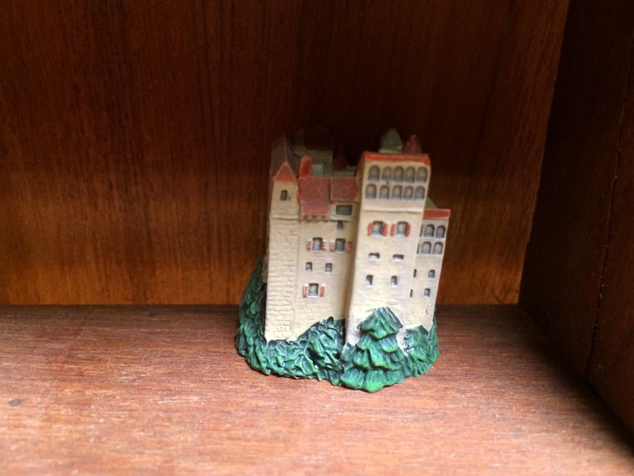 Huge Collection of Miniature Castles and Lighthouses plus Teak Display Case [Photo 18]