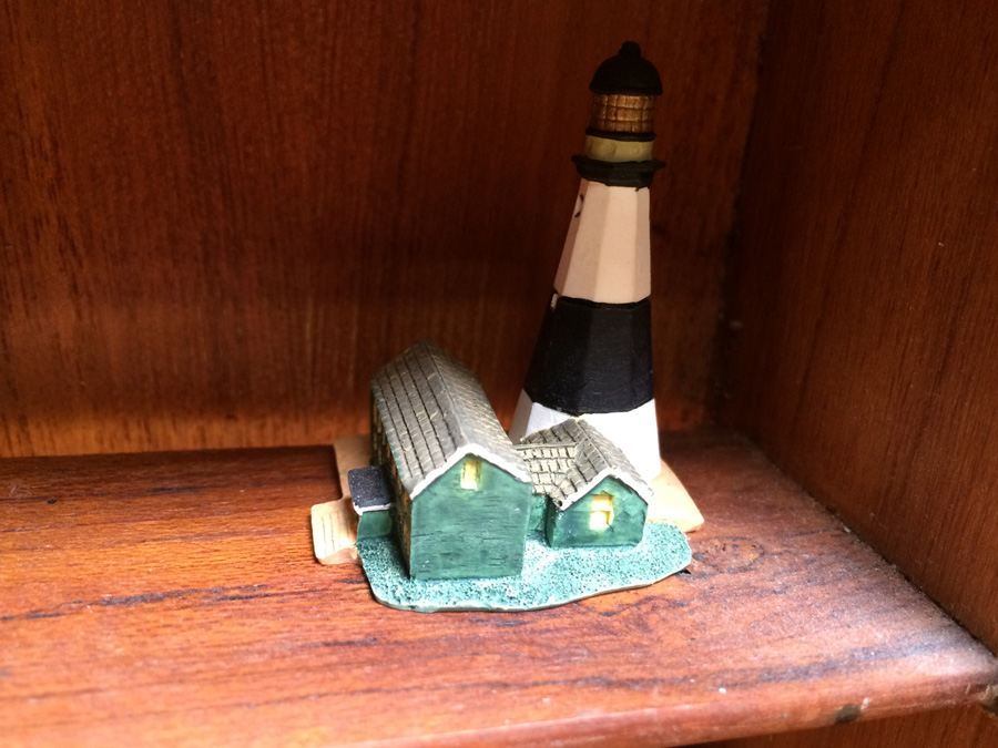 Huge Collection of Miniature Castles and Lighthouses plus Teak Display Case [Photo 31]