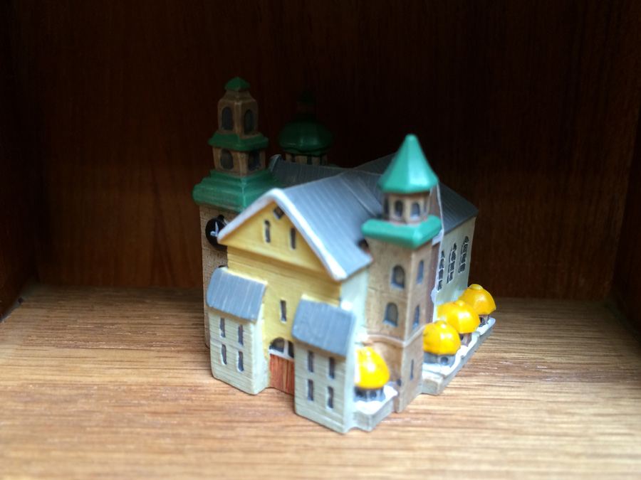 Huge Collection of Miniature Castles and Lighthouses plus Teak Display Case [Photo 14]