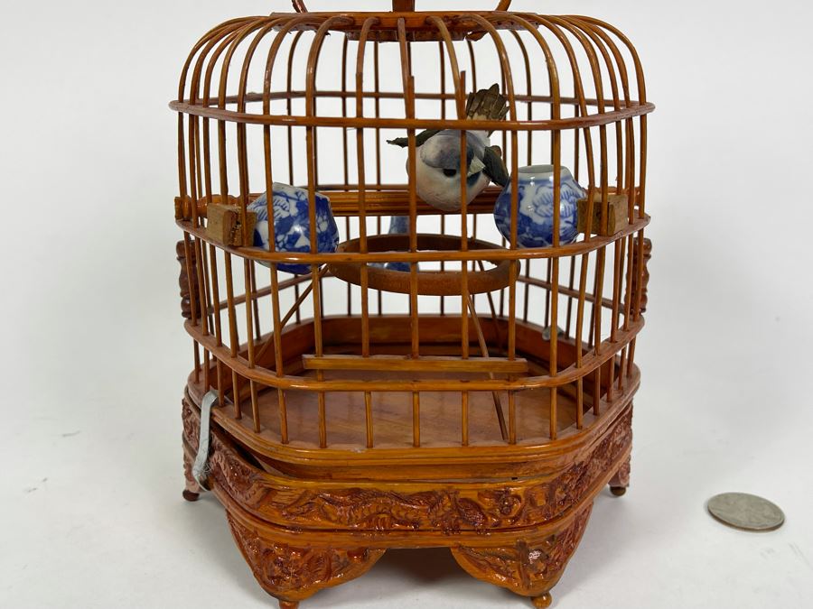 Small Chinese Wooden Birdcage 5.5W X 10H [Photo 3]