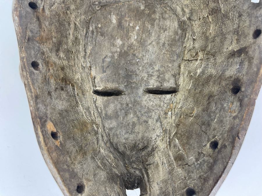 Antique African Hand Carved Wood Mask Old Chokwe Tribe Democratic Republic Of Congo 7.5W X 10H X 4D Retailed For $890 [Photo 14]