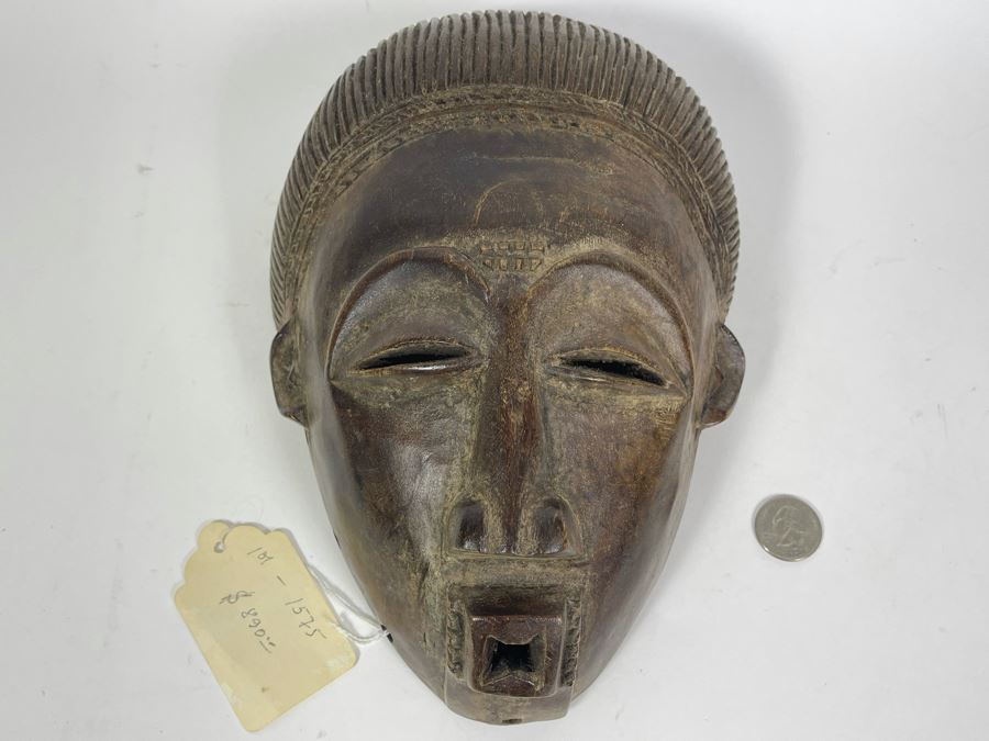 Antique African Hand Carved Wood Mask Old Chokwe Tribe Democratic Republic Of Congo 7.5W X 10H X 4D Retailed For $890 [Photo 2]