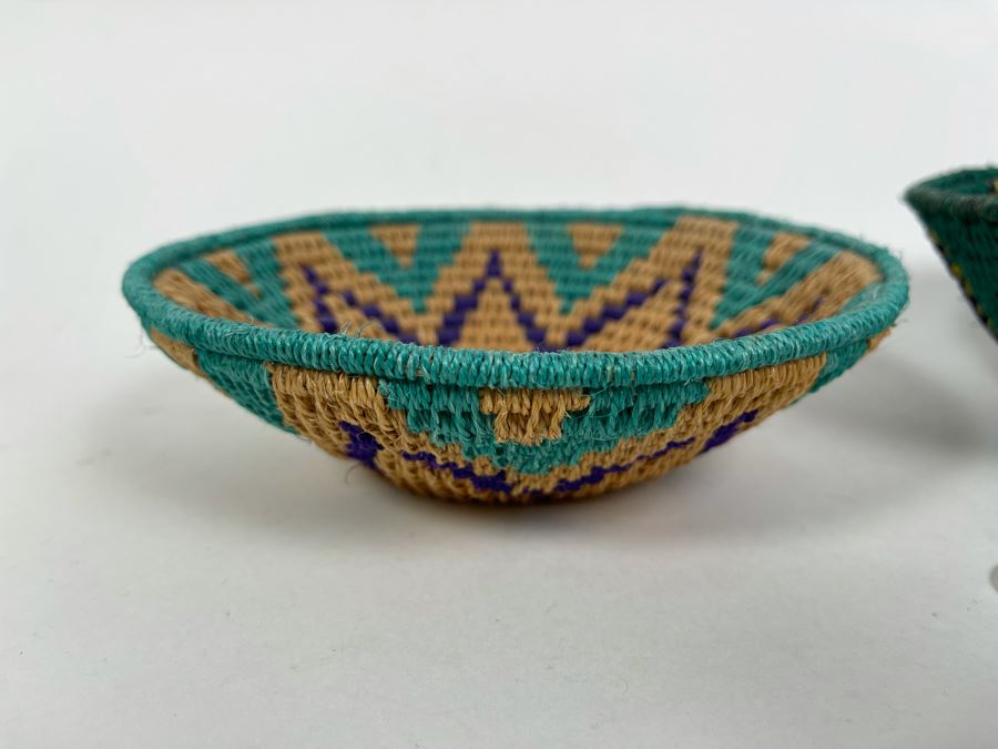 Pair Of African Baskets 7R [Photo 7]