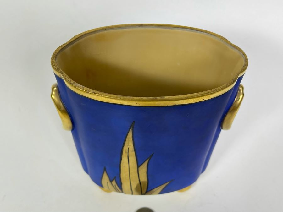 Vintage Footed Hand Painted Porcelain Vase By Heinrich Selb Bavaria 6W X 3D X 7H [Photo 5]