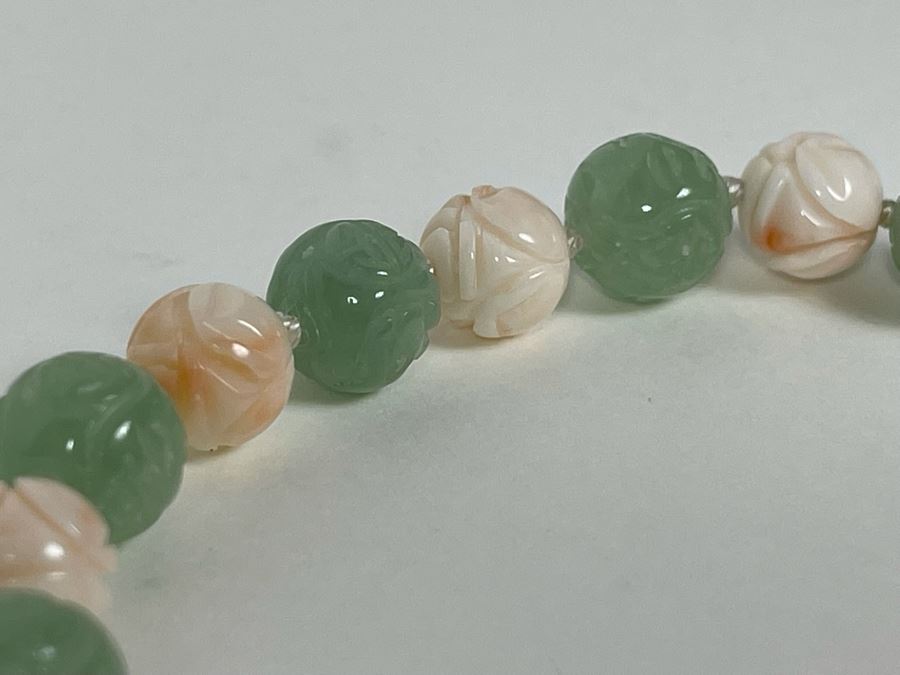 Carved Jade And Angel Skin Coral 8.5' Bracelet 10mm And 9mm [Photo 5]