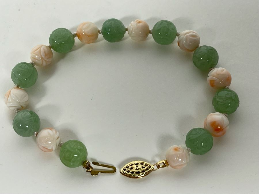 Carved Jade And Angel Skin Coral 8.5' Bracelet 10mm And 9mm [Photo 2]