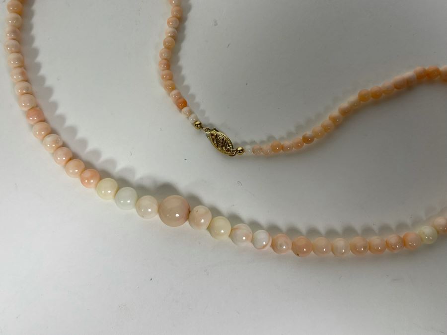 Graduated Angel Skin Coral 19' Necklace With 14K Gold Clasp [Photo 6]