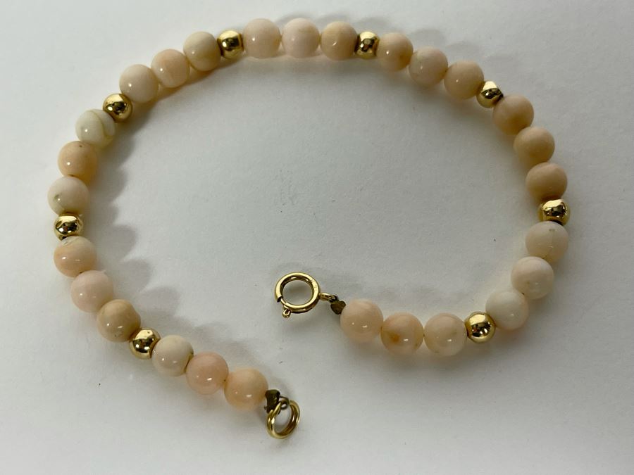 7' Coral Bracelet With 14K Gold Clasp And 14K Gold Beads 5mm Coral Beads [Photo 3]