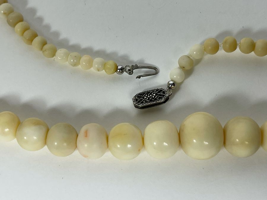 White coral clearance bead necklace