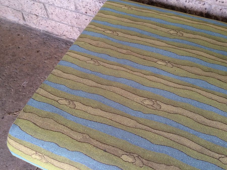 Modern KI HUB Modular Chair with Bent Chrome Legs [Photo 5]