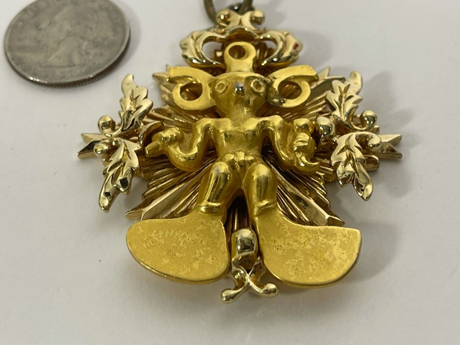 Signed Nettie Rosenstein Costume Jewelry Pendant 2.25W X 2.5H [Photo 4]