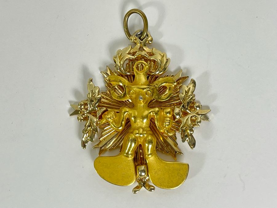 Signed Nettie Rosenstein Costume Jewelry Pendant 2.25W X 2.5H [Photo 2]