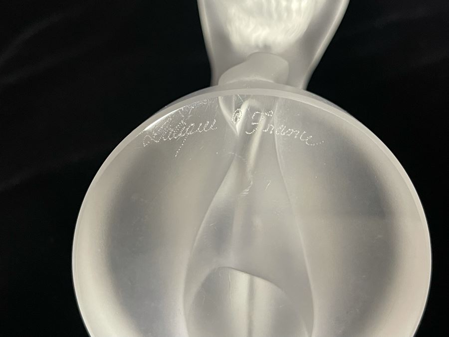 Signed Lalique France Crystal Nude Sculpture 6W X 3D X 5H [Photo 2]