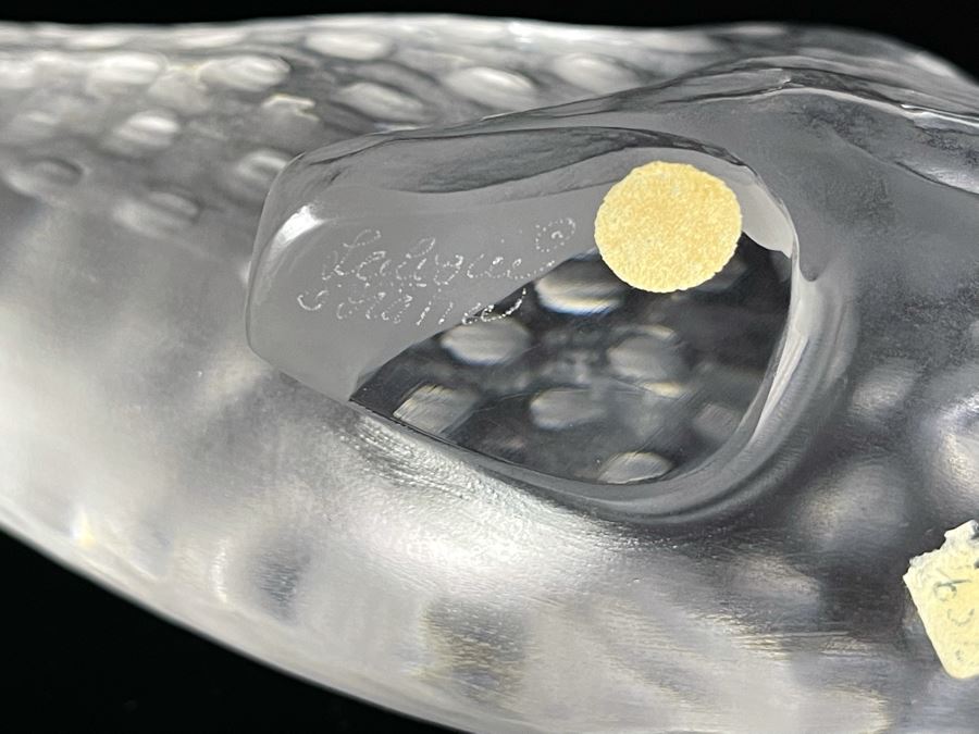 Signed Lalique France Crouching Panther Clear 14.5L X 3D X 3.5H Retails $2,100 [Photo 14]