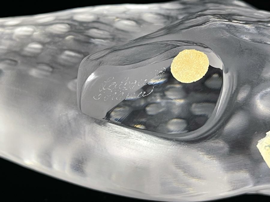 Signed Lalique France Crouching Panther Clear 14.5L X 3D X 3.5H Retails $2,100 [Photo 15]