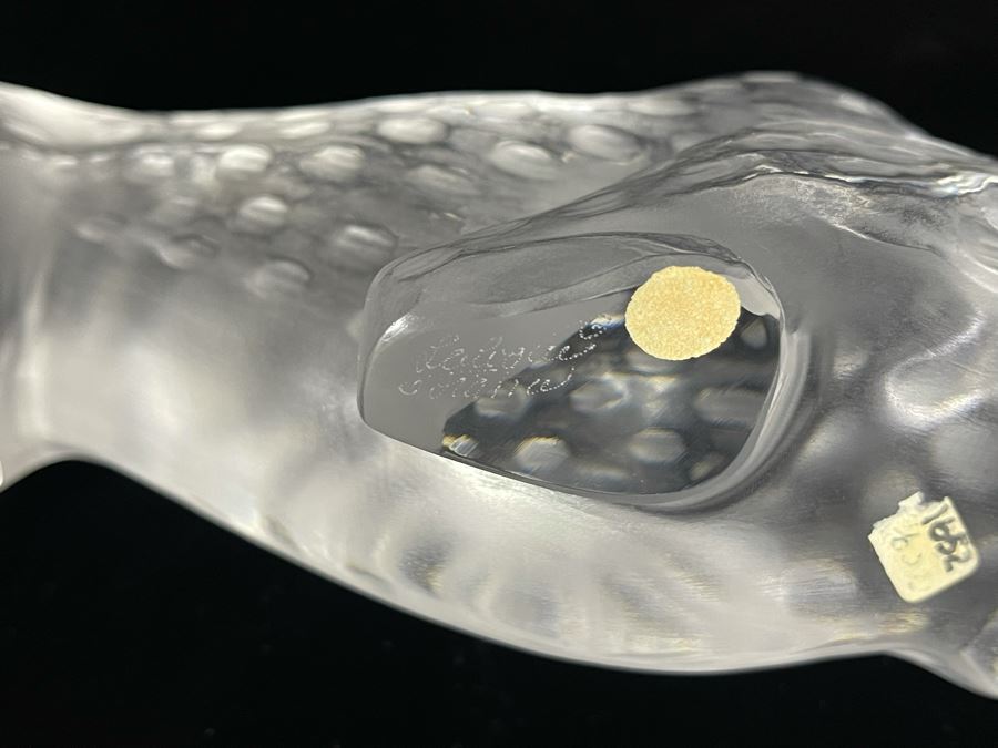 Signed Lalique France Crouching Panther Clear 14.5L X 3D X 3.5H Retails $2,100 [Photo 13]