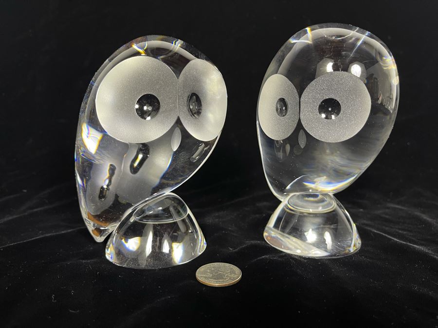 Signed Pair Of Steuben Crystal Owl Sculptures Apx 5H [Photo 2]