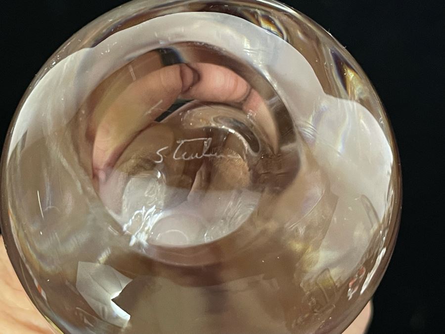 Signed Pair Of Steuben Crystal Pears Fruit 3.25H And 4.5H [Photo 5]