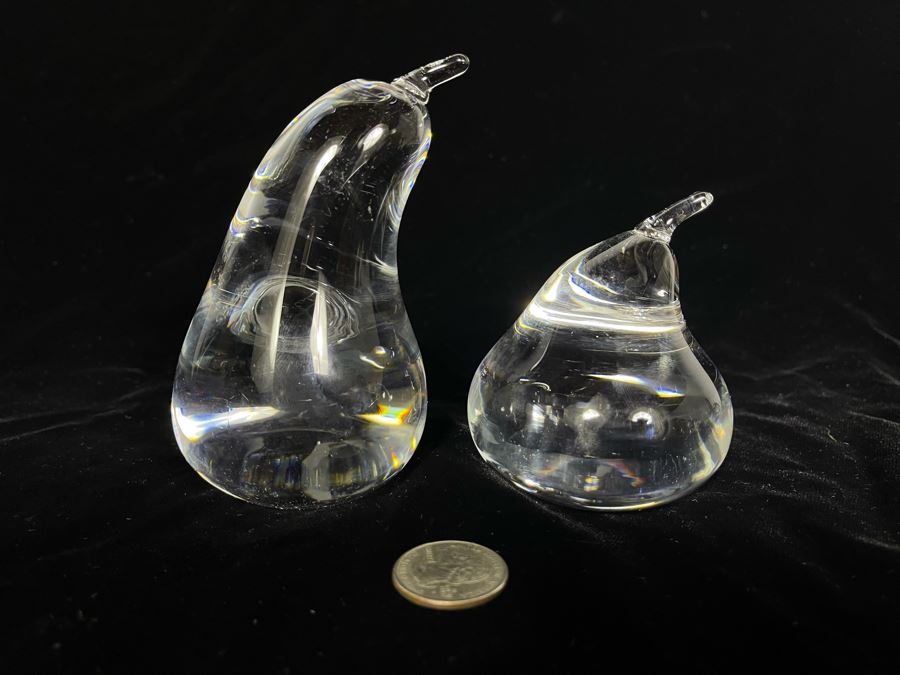 Signed Pair Of Steuben Crystal Pears Fruit 3.25H And 4.5H [Photo 1]