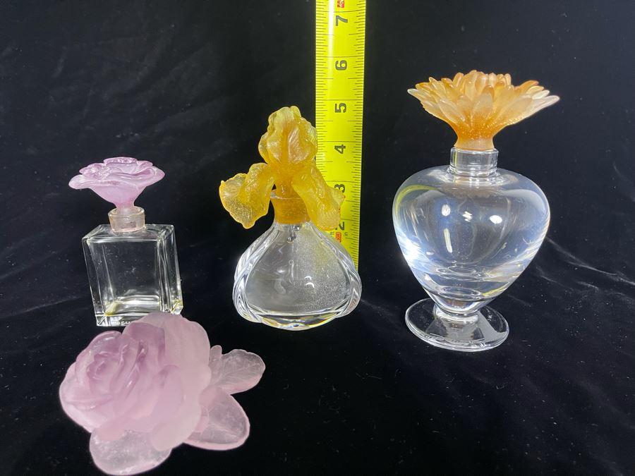 Signed Collection Of Daum France Perfume Bottles With Flower Stoppers And Signed Daum France Purple Flower [Photo 19]