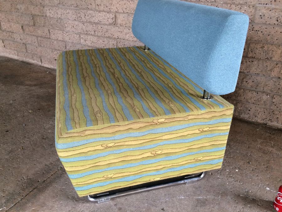 Modern KI HUB Modular Chair with Bent Chrome Legs [Photo 9]