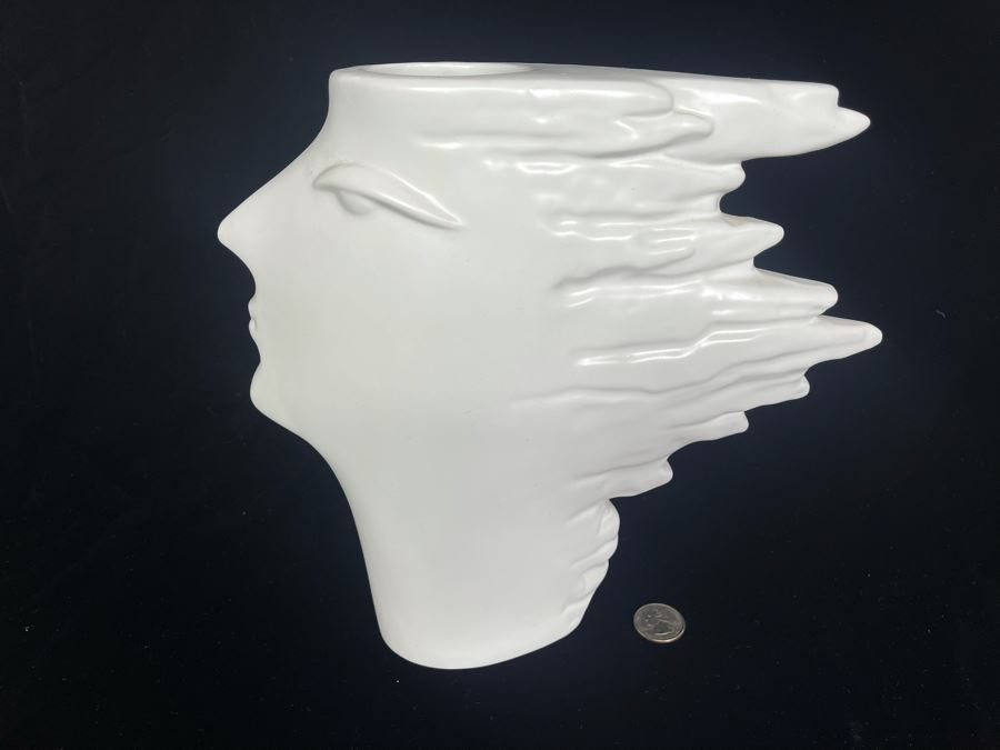 JUST ADDED - Ingram Silhouette Face Vase 10H [Photo 4]