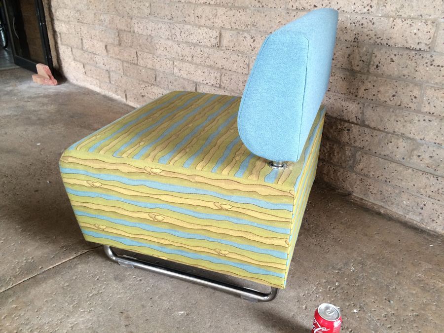 Modern KI HUB Modular Chair with Bent Chrome Legs [Photo 7]