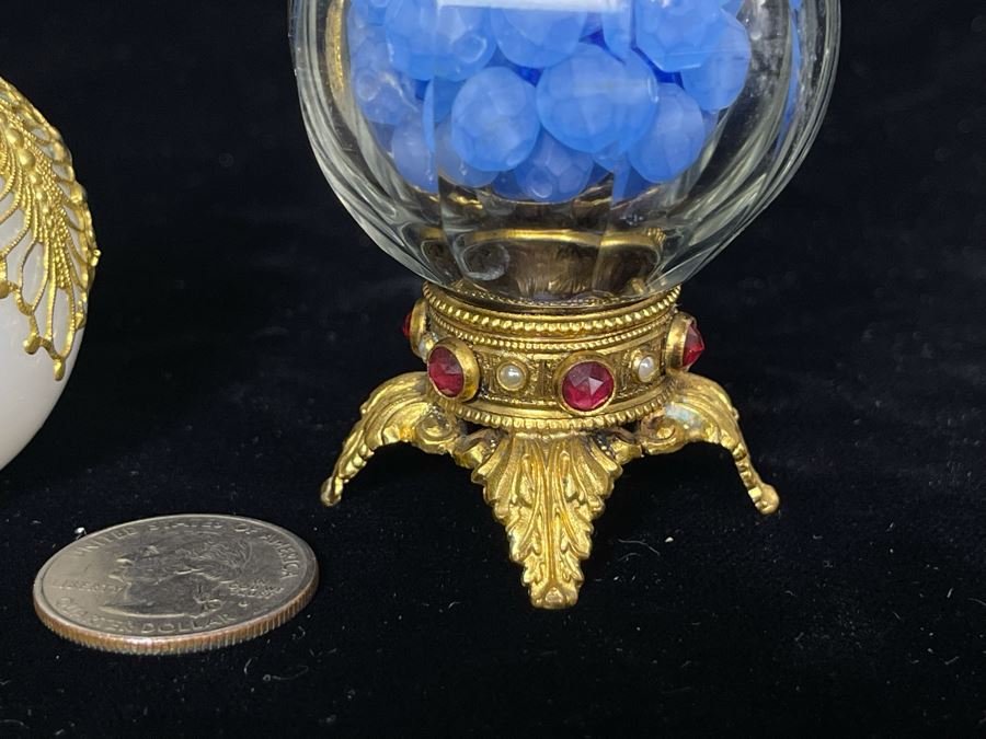 JUST ADDED - Pair Of Ornate Bottles 2.5H, 3.5H [Photo 7]