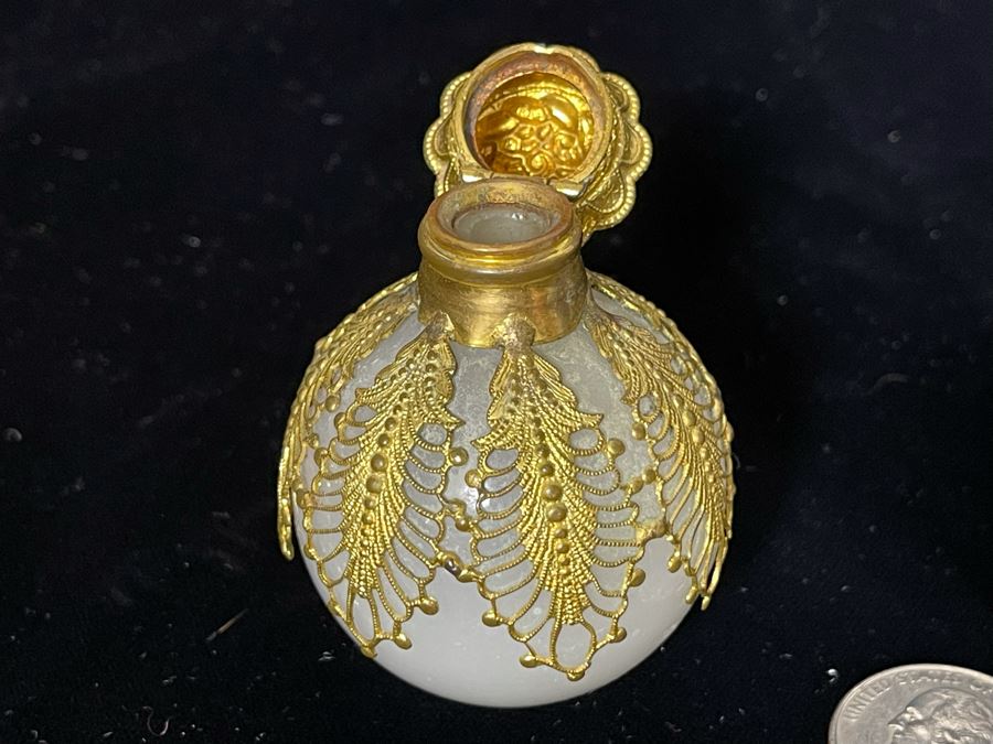 JUST ADDED - Pair Of Ornate Bottles 2.5H, 3.5H [Photo 8]