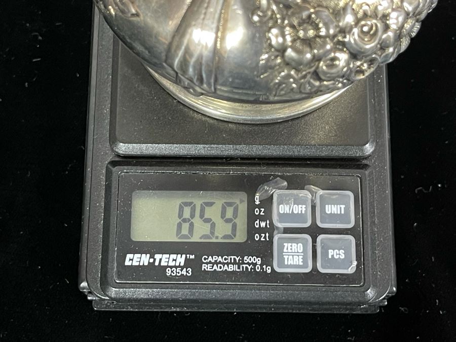 JUST ADDED - Repousse Sterling Silver Bottle 3.5H 85.9g [Photo 8]