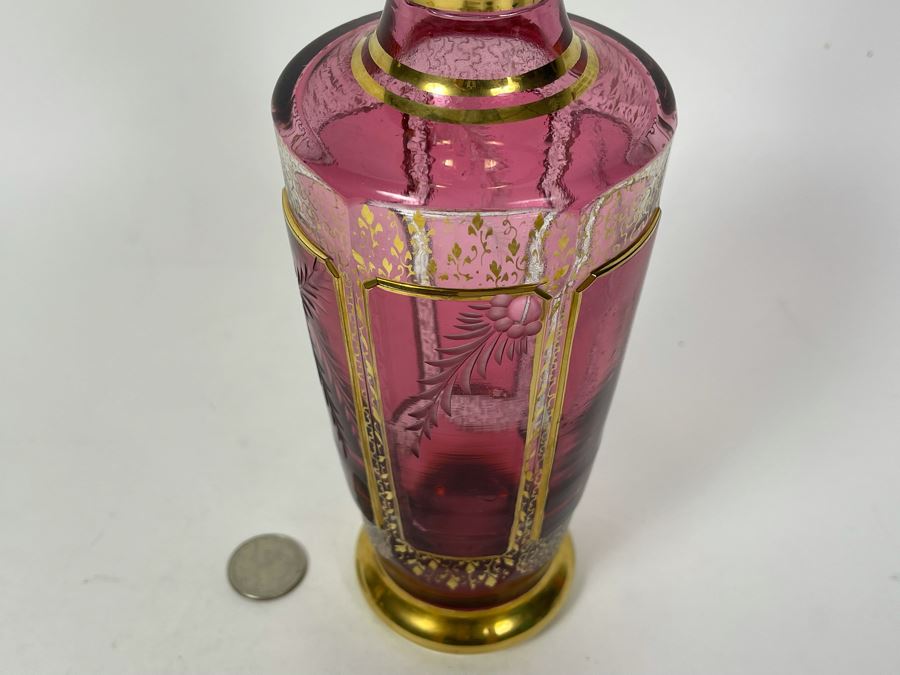 JUST ADDED - Ruby Crystal Etched Decanter With Gold Decorations [Photo 5]