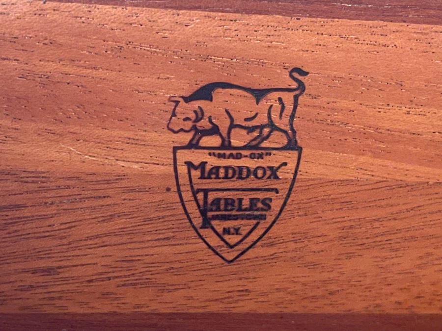 Maddox Tables Slant Serpentine Front Desk With Four Lockable Drawers 36W X 21D X 41.5H [Photo 9]