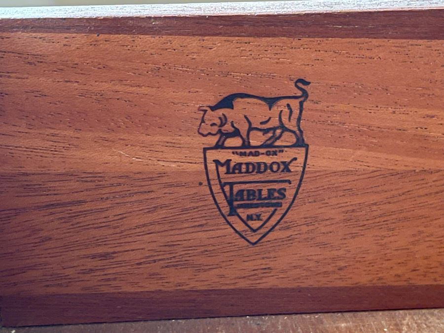 Maddox Tables Slant Serpentine Front Desk With Four Lockable Drawers 36W X 21D X 41.5H [Photo 10]