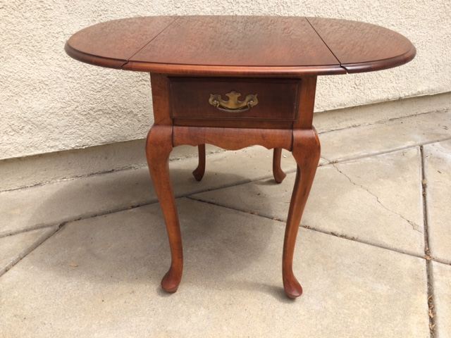 Hammary NC Drop-Leaf Table [Photo 6]
