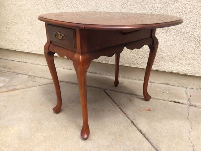 Hammary NC Drop-Leaf Table [Photo 7]