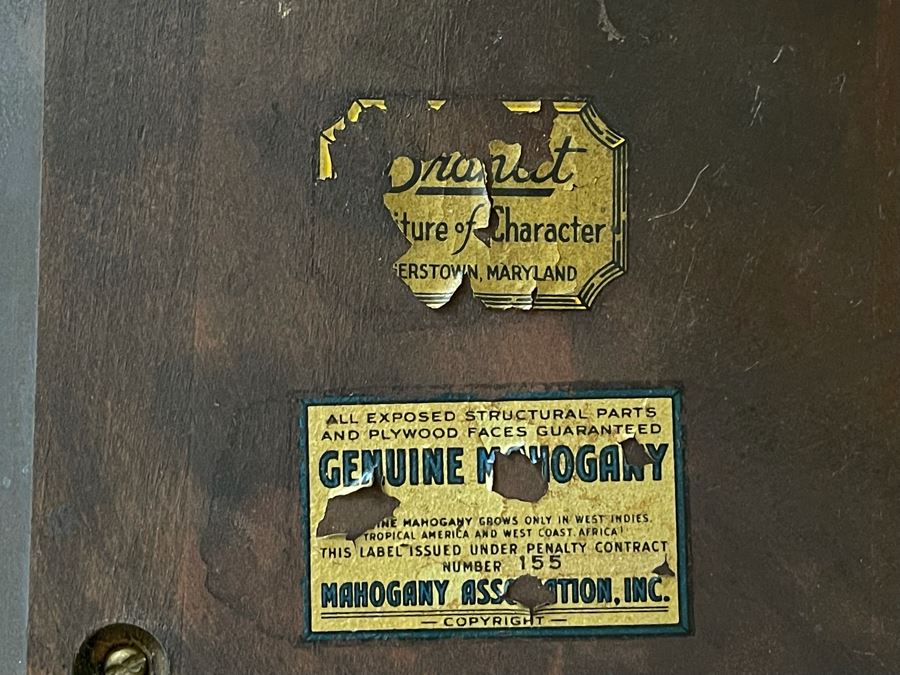 Brandt Furniture Mahogany Pedestal Table 26W X 28H [Photo 6]