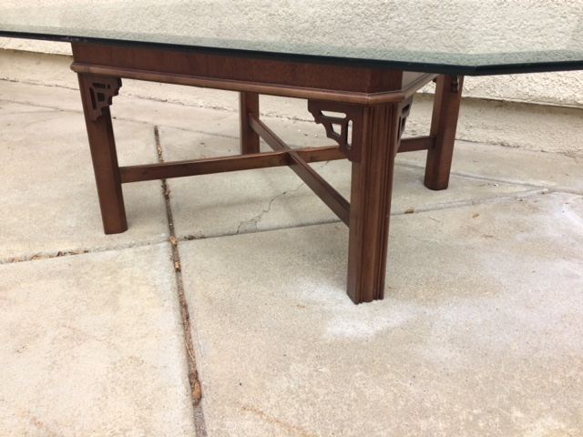 Lane Furniture Coffee Table with Glass Top [Photo 3]