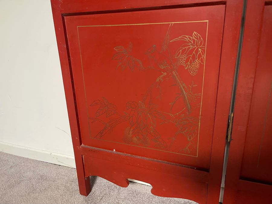 Vintage Chinese 3-Panel Red Wooden Hinged Screen With Gilded Relief Carved Wooden Decorations (Appears To Have Had A 4th Panel) 54.5W X 72H [Photo 34]