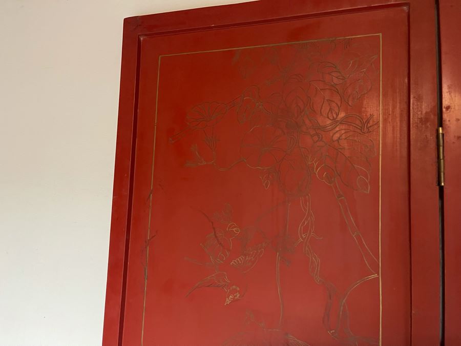 Vintage Chinese 3-Panel Red Wooden Hinged Screen With Gilded Relief Carved Wooden Decorations (Appears To Have Had A 4th Panel) 54.5W X 72H [Photo 33]
