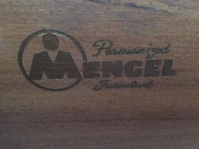 Mengel Chest of Drawers [Photo 9]