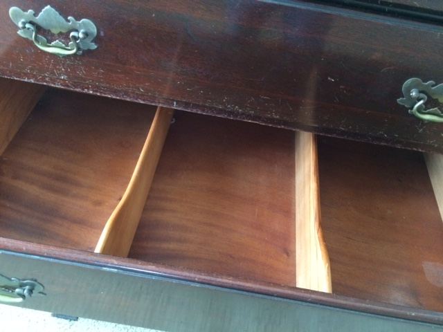 Mengel Chest of Drawers [Photo 11]