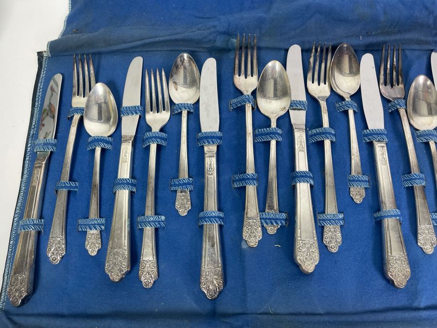 Service For Six Rogers Silverplate Flatware Precious Pattern With Silver Storage Cloth [Photo 5]