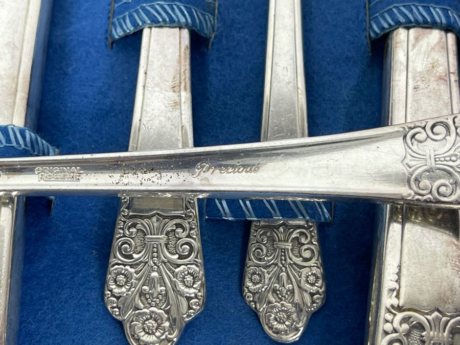 Service For Six Rogers Silverplate Flatware Precious Pattern With Silver Storage Cloth [Photo 7]