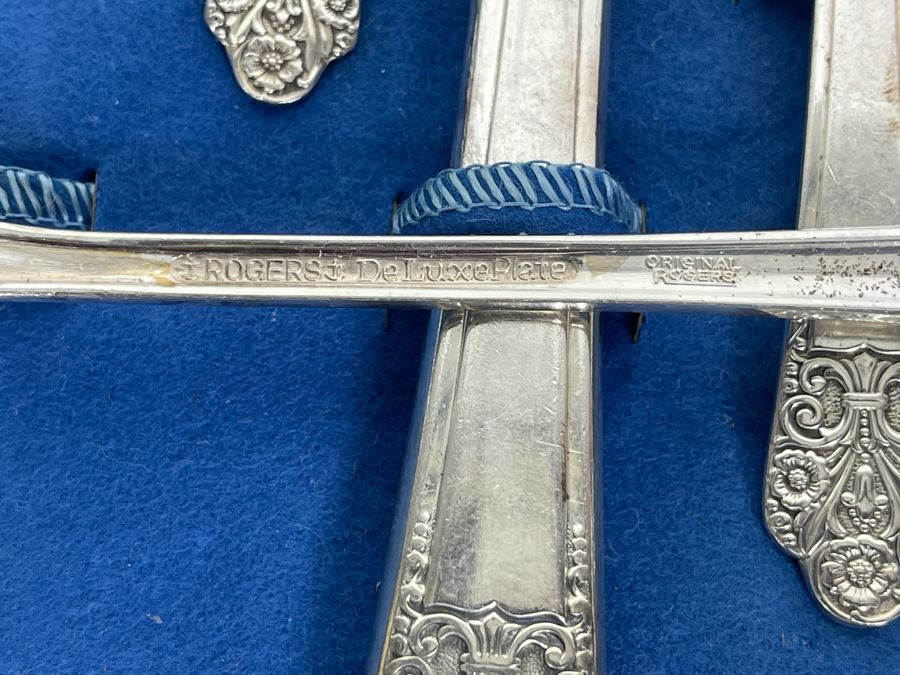 Service For Six Rogers Silverplate Flatware Precious Pattern With Silver Storage Cloth [Photo 6]