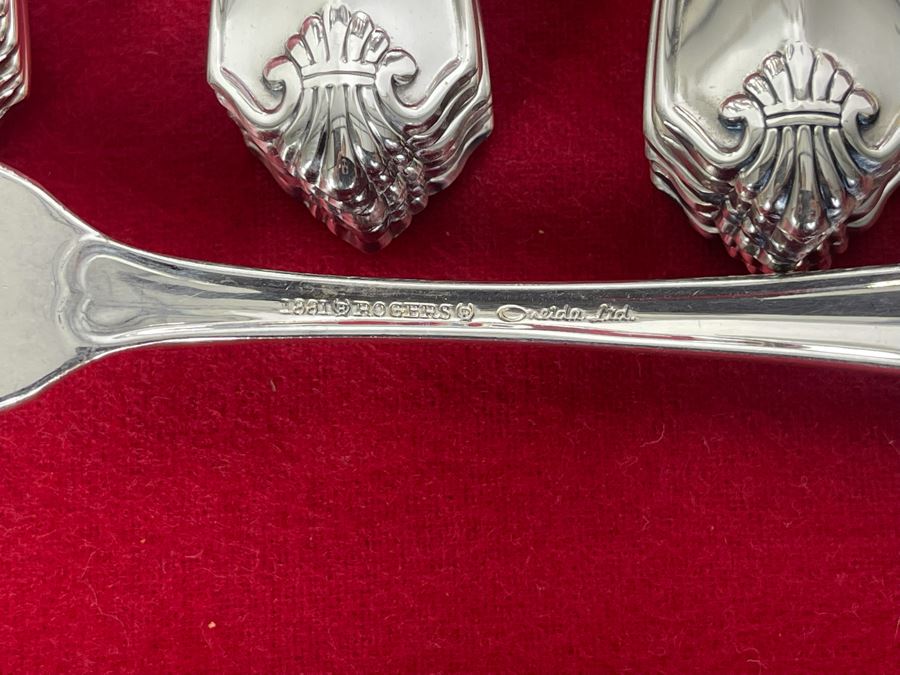 Rogers Oneida Silverplate Flatware Set Apx Service For 12 With Storage Box [Photo 6]