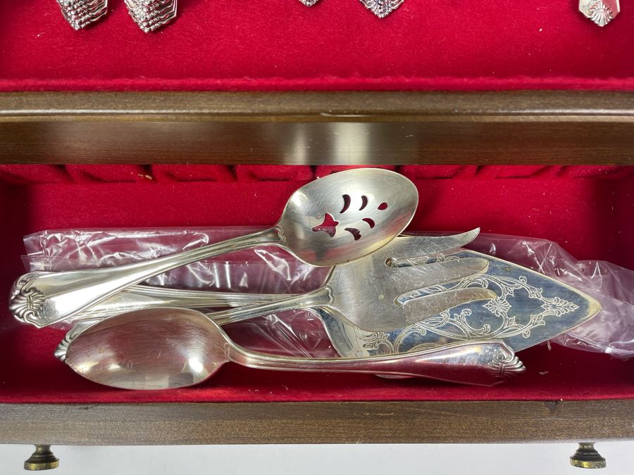Rogers Oneida Silverplate Flatware Set Apx Service For 12 With Storage Box [Photo 7]