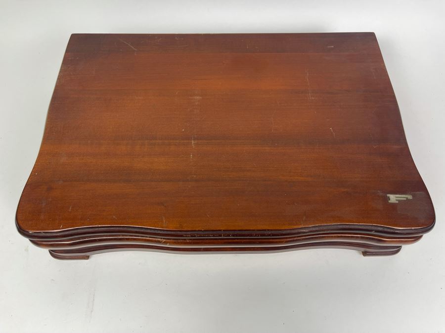 International Silverplate Flatware Set Apx Service For 8 With Storage Box [Photo 10]