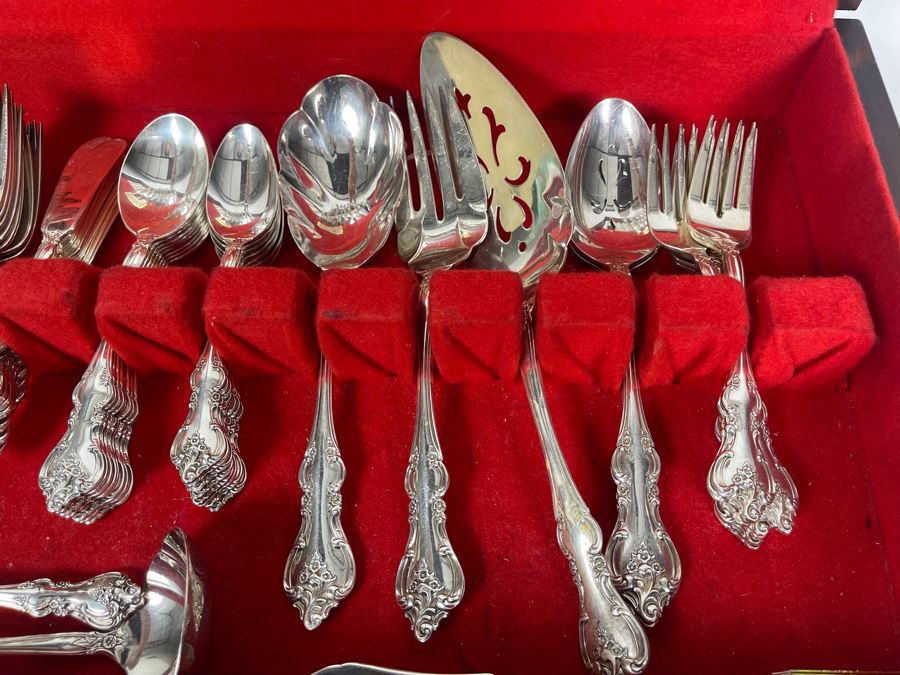 International Silverplate Flatware Set Apx Service For 8 With Storage Box [Photo 6]