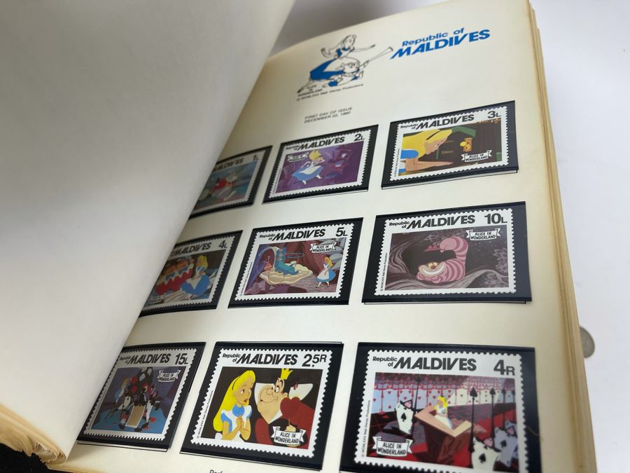 Huge 200+ Page The Disney World Of Postage Stamps Album Featuring Mint Disney Postage Stamps And First Day Covers - See Photos For Sampling [Photo 31]