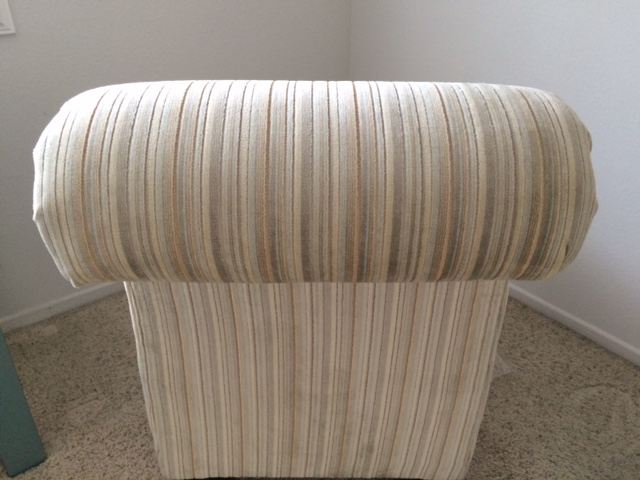 Slipper Chair [Photo 6]